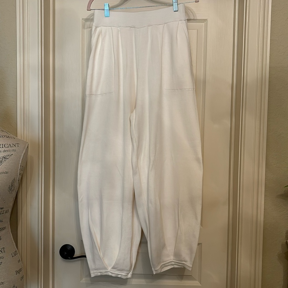NEW Soft Ivory Cotton Pull on Knit Pants